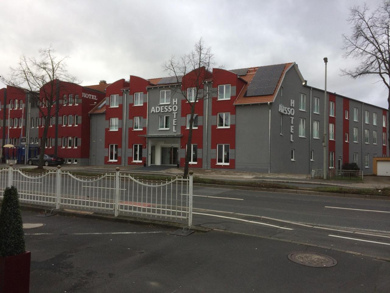 Adesso Hotel Goettingen - Pay At Property On Arrival-Ihr Automatenhotel In Goettingen Buitenkant foto